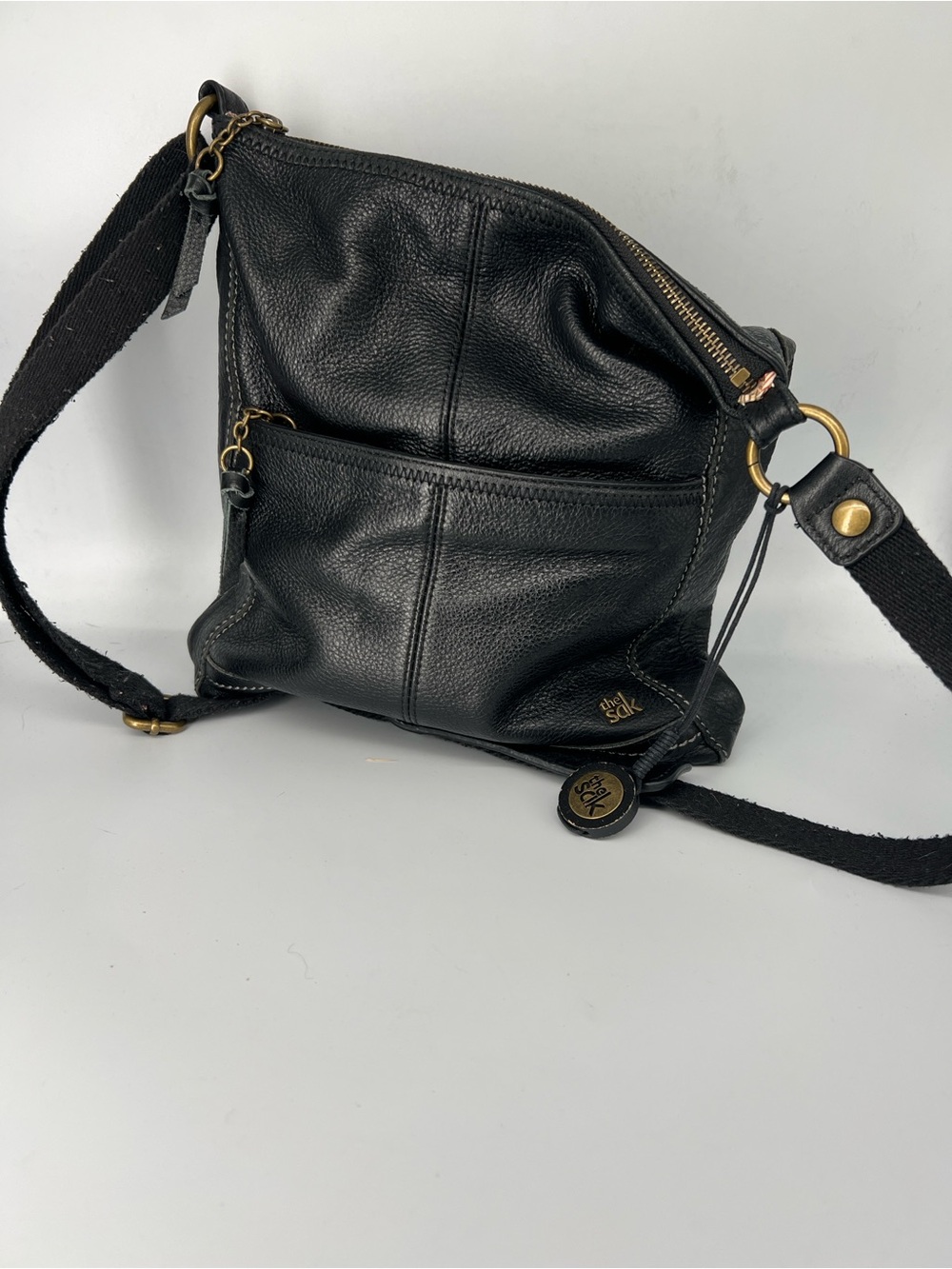 The Sak Black Leather Shoulder Crossbody bag